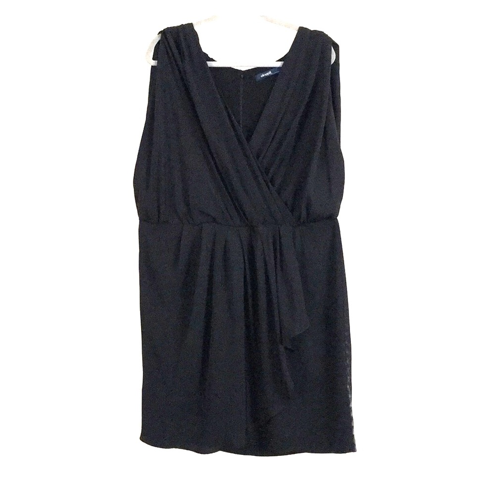 Pretty black dress crossed